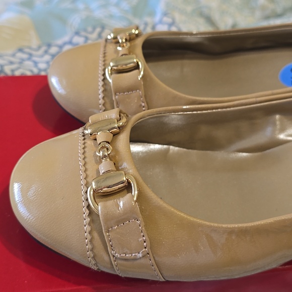 Me Too Brown Leather Shoes size 6.5 - Picture 4 of 5